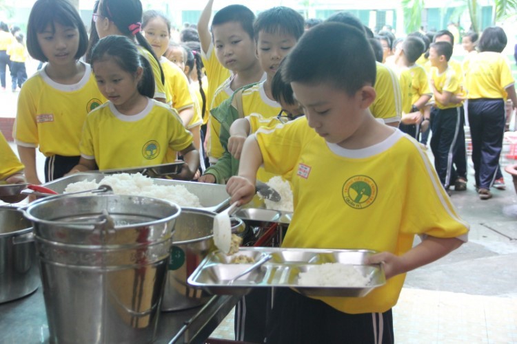 TPHCM siết an toàn thực phẩm sau vụ ngộ độc tại trường học