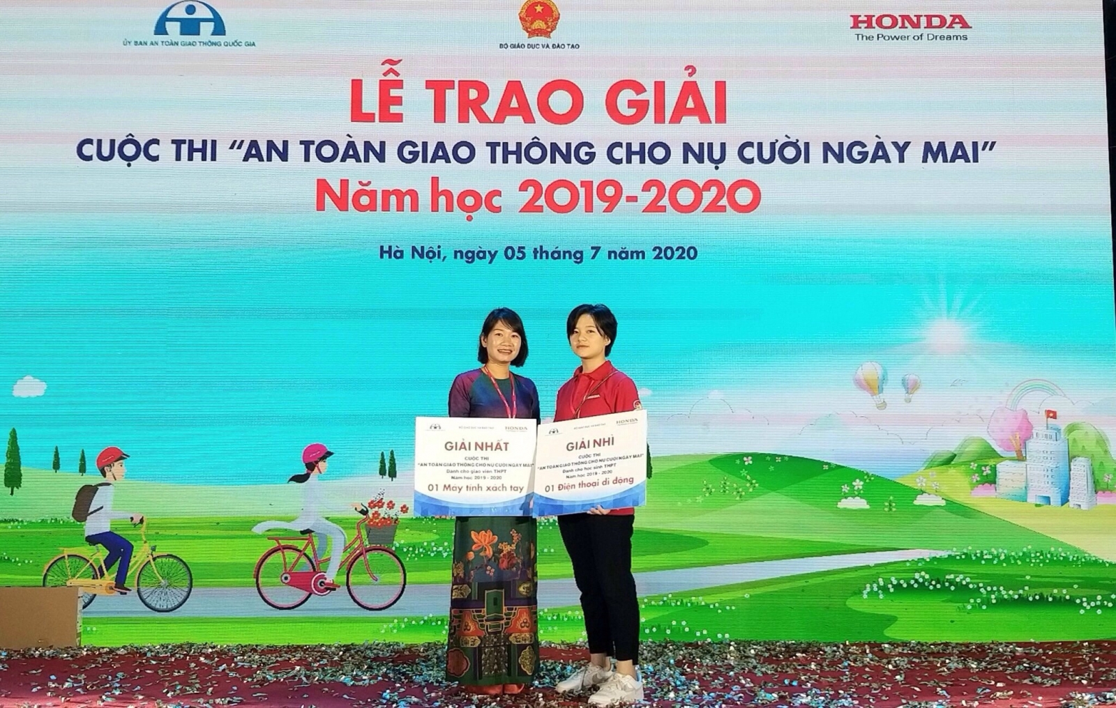 Cô giáo truyền lửa giúp học sinh yêu môn Lịch sử - Ảnh minh hoạ 3