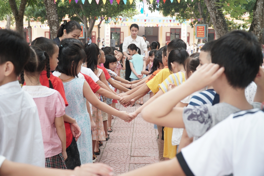 Nghệ An: Học sinh các cấp háo hức chuẩn bị cho lễ khai giảng đồng loạt - Ảnh minh hoạ 5