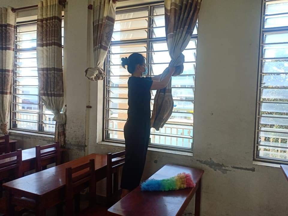 Đà Nẵng: Các trường học khử khuẩn, vệ sinh trường lớp để đón học sinh đi học - Ảnh minh hoạ 8
