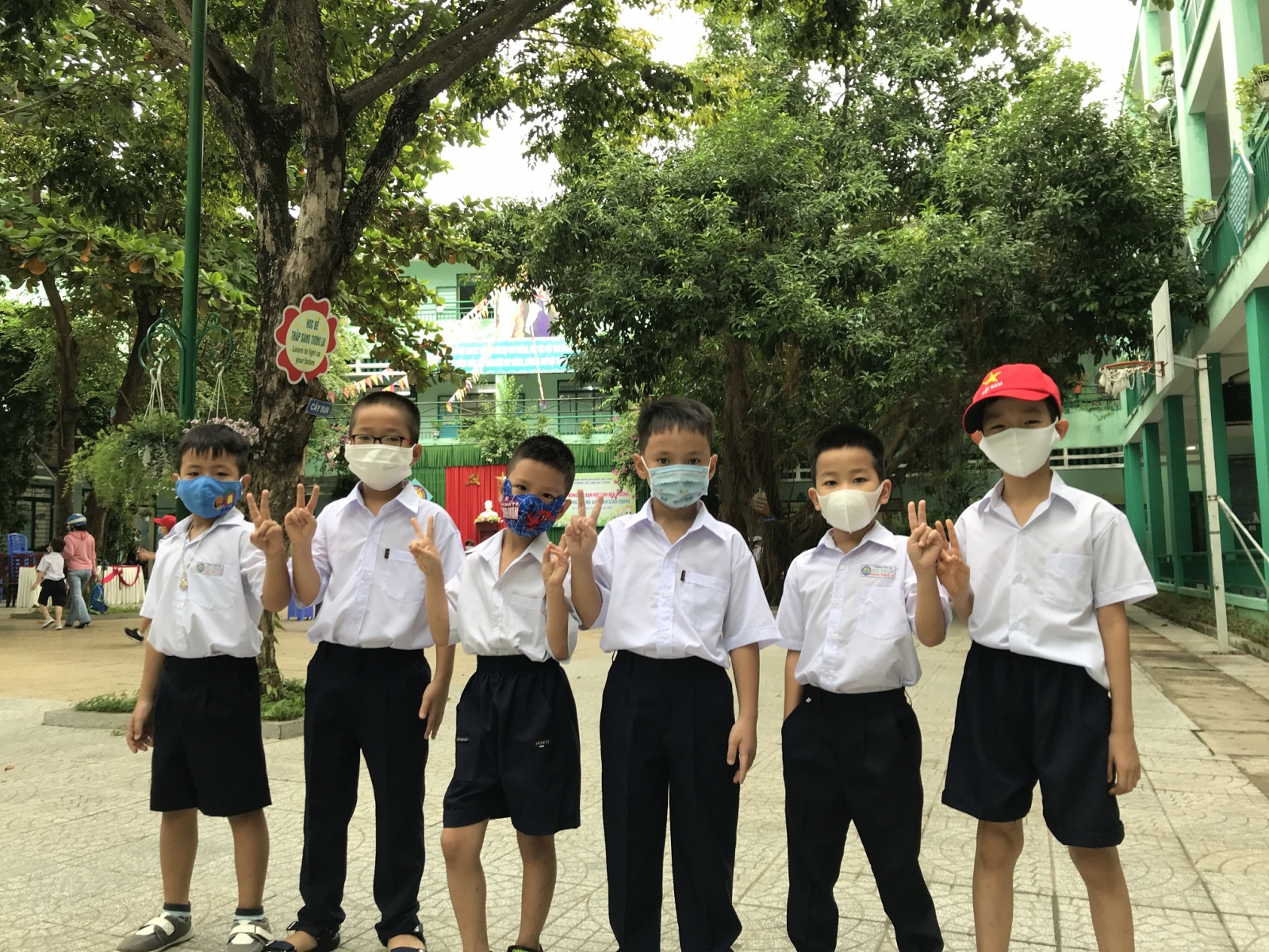 Học sinh lớp 1 Đà Nẵng háo hức trong ngày đầu tiên đi học - Ảnh minh hoạ 8