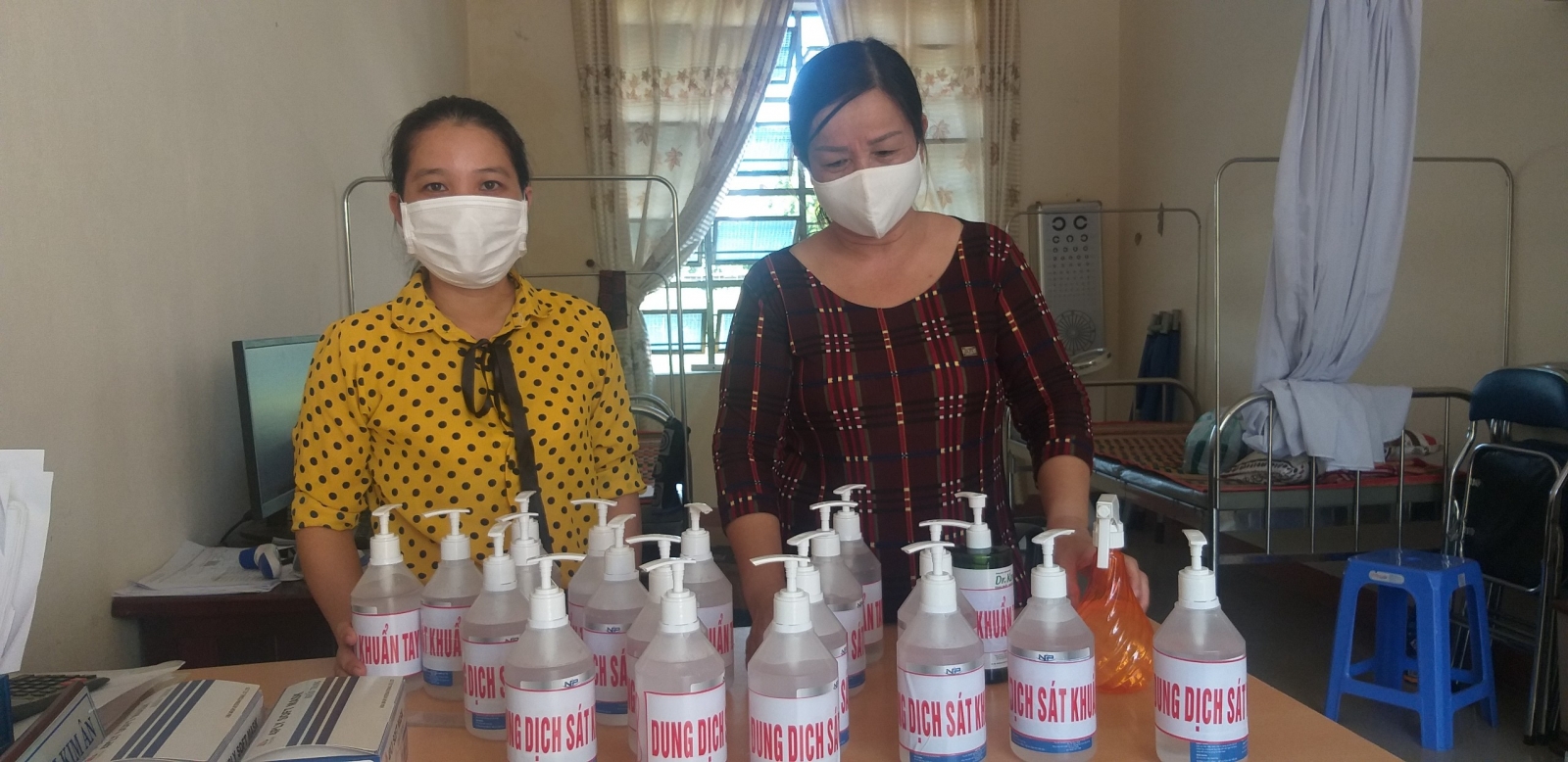 Đà Nẵng: Các trường học khử khuẩn, vệ sinh trường lớp để đón học sinh đi học - Ảnh minh hoạ 4
