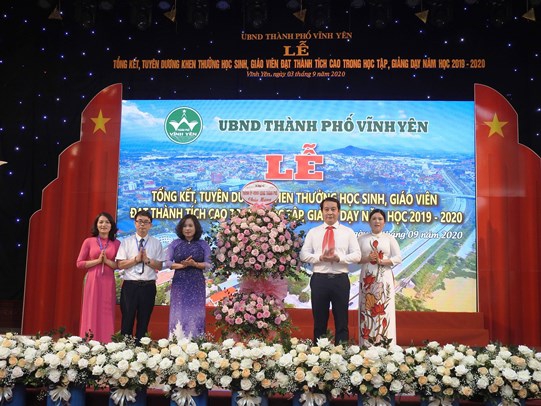 Vĩnh Phúc: Ngành GD&ĐT Vĩnh Yên xứng đáng vị trí dẫn đầu toàn tỉnh