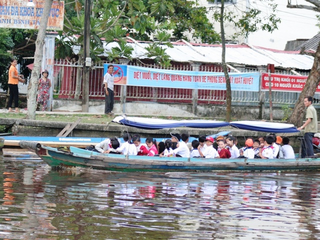 Giáo dục mầm non nơi "đất mũi": Thiếu cả trường lớp và giáo viên