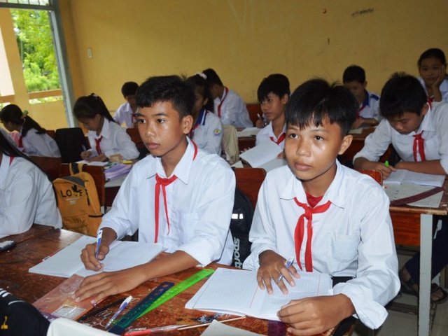 Dịch Covid-19: Sớm đưa học sinh Việt kiều trở lại trường