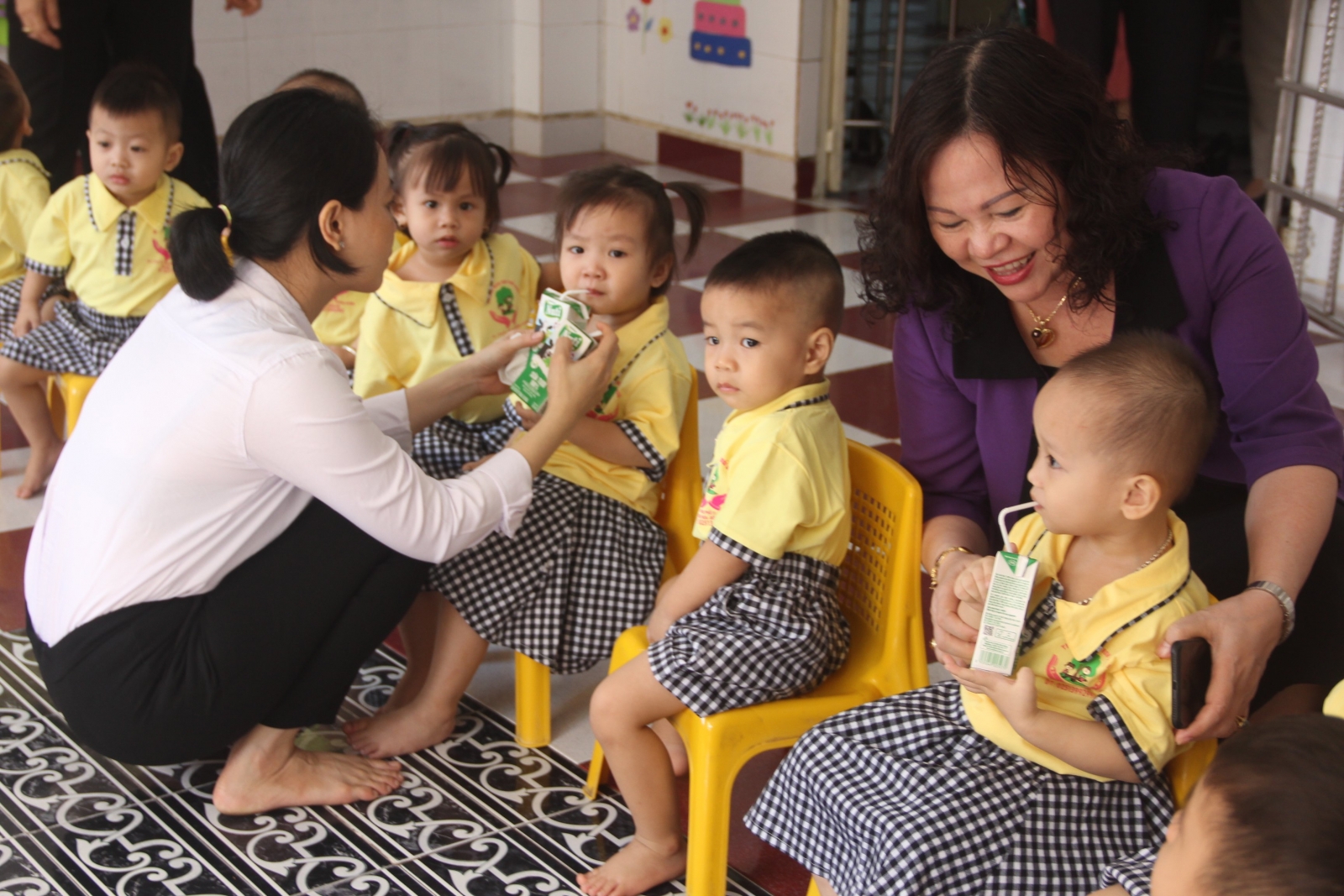 Tháo gỡ khó khăn, phát triển trường lớp mầm non tại khu công nghiệp - chế xuất - Ảnh minh hoạ 6