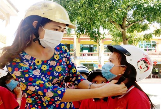 Bắc Giang: “Cổng trường an toàn giao thông – thân thiện” ở trường Tiểu học Hương Gián - Ảnh minh hoạ 3