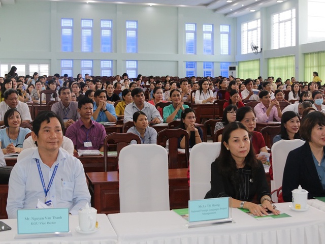 Kiên Giang: Nâng cao chất lượng dạy, học tiếng Anh cho giáo viên Anh ngữ