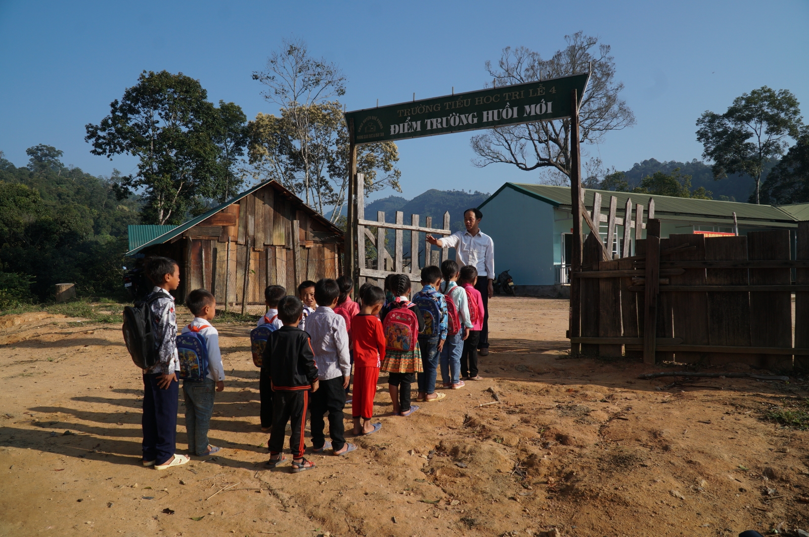 Xây dựng mô hình trường học bán trú bài bản, đồng bộ - Ảnh minh hoạ 3