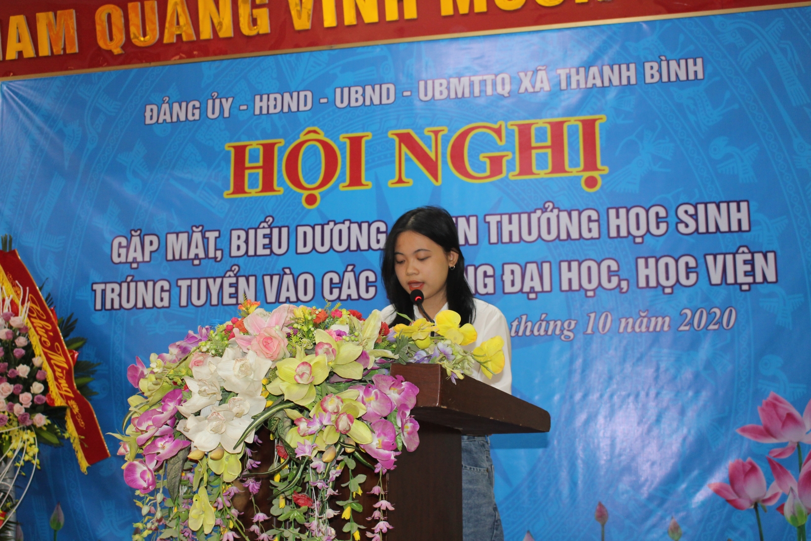 Xã Thanh Bình: Khen thưởng 34 tân sinh viên trúng tuyển các trường Đại học - Ảnh minh hoạ 3