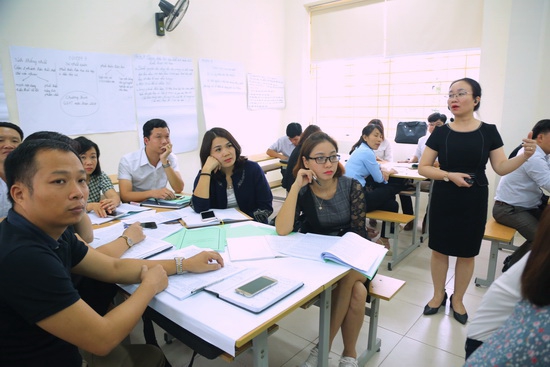 Chuyên gia quốc tế: SGK Việt Nam cho thấy những đổi mới phù hợp với xu thế - Ảnh minh hoạ 2