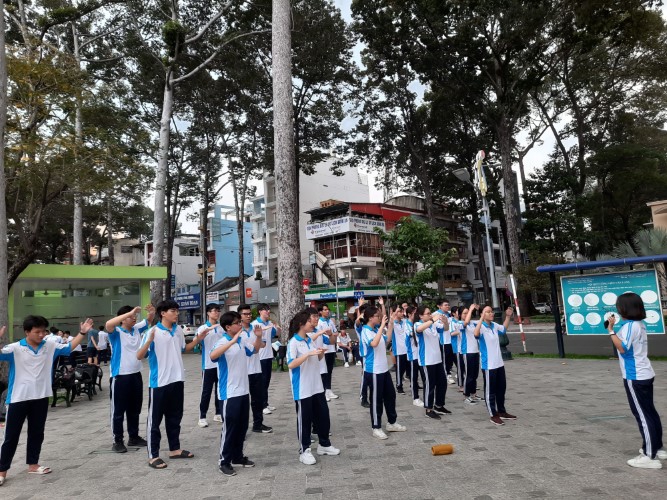 Dạy học thể dục: Trong cái khó ló cái khôn - Ảnh minh hoạ 2