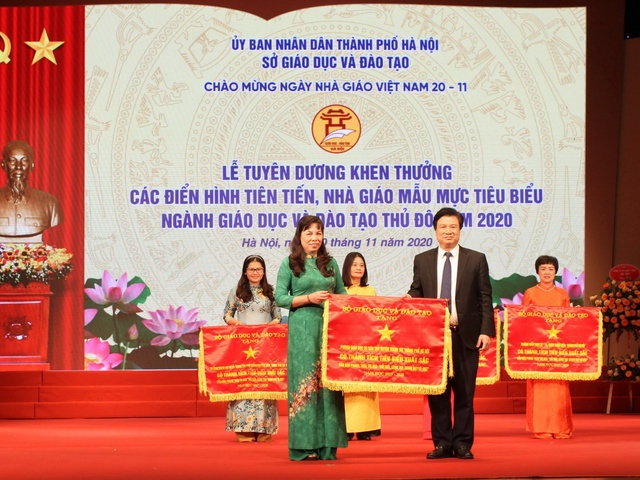 Hà Nội: Tuyên dương các điển hình tiên tiến, nhà giáo mẫu mực tiêu biểu