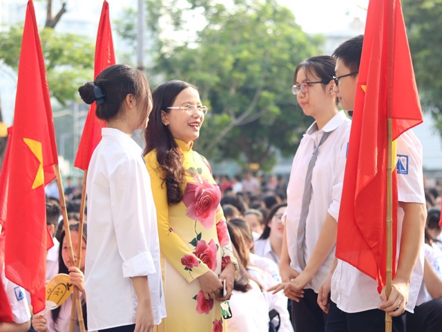 Hà Nội kỷ niệm ngày Nhà giáo Việt Nam an toàn, tiết kiệm