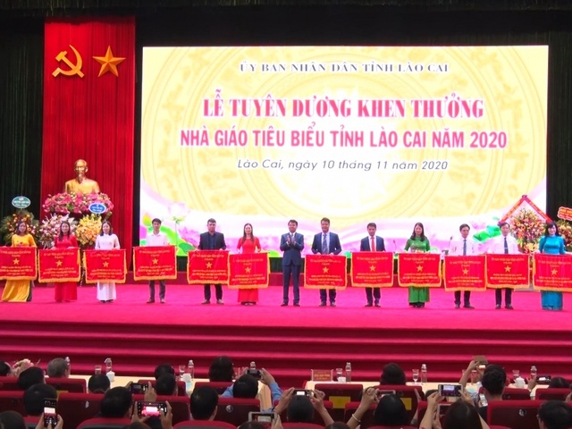 Lào Cai: Tuyên dương 230 nhà giáo tiêu biểu năm 2020