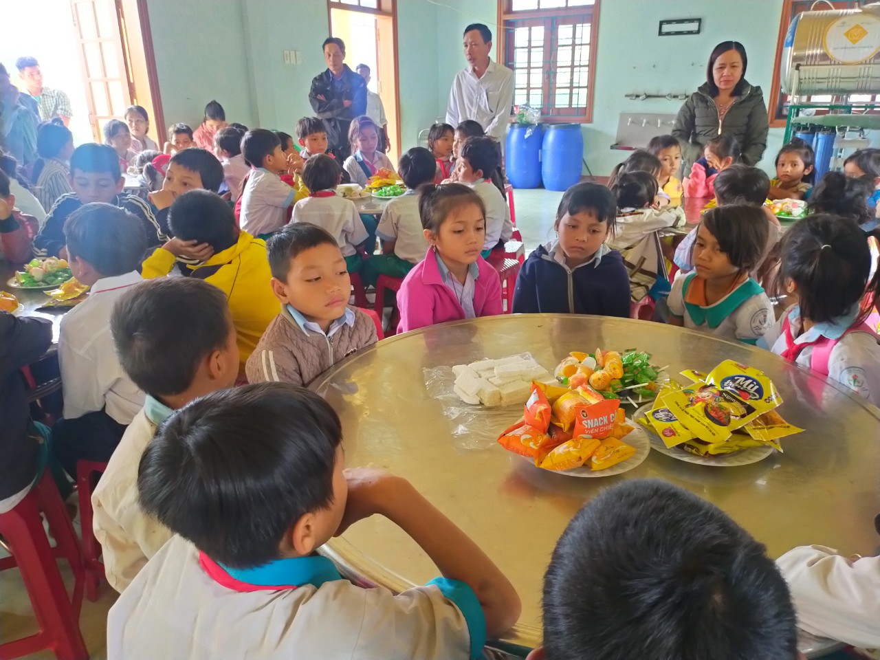 Buổi sinh hoạt đặc biệt ngày trở lại trường sau mưa lũ lịch sử - Ảnh minh hoạ 4