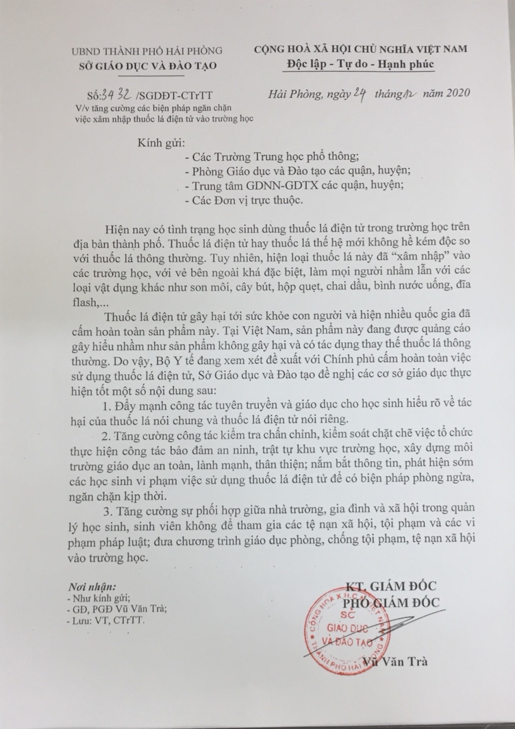 Hải Phòng: HS sử dụng thuốc lá điện tử trong trường bị đình chỉ học - Ảnh minh hoạ 2