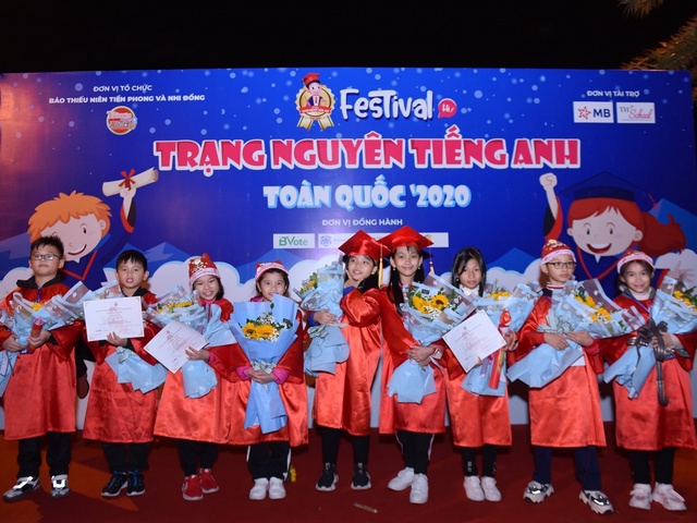 Một huyện có 9 học sinh đạt giải cao tại Festival Trạng nguyên Tiếng Anh