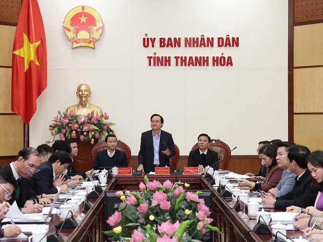 Bộ trưởng Phùng Xuân Nhạ làm việc với lãnh đạo tỉnh Thanh Hóa