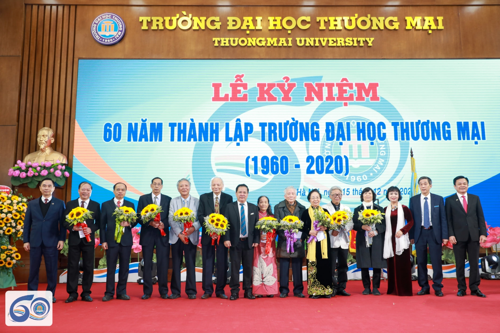 Trường Đại học Thương mại nhận Cờ thi đua của Chính phủ nhân 60 năm thành lập - Ảnh minh hoạ 5