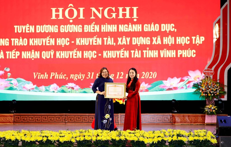 Vĩnh Phúc: Tôn vinh 124 điển hình ngành GD và phong trào khuyến học - khuyến tài - Ảnh minh hoạ 3