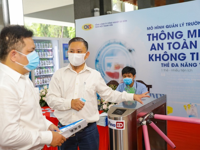 TP.HCM: Thanh toán không dùng tiền mặt là tiêu chí đánh giá thi đua trường học