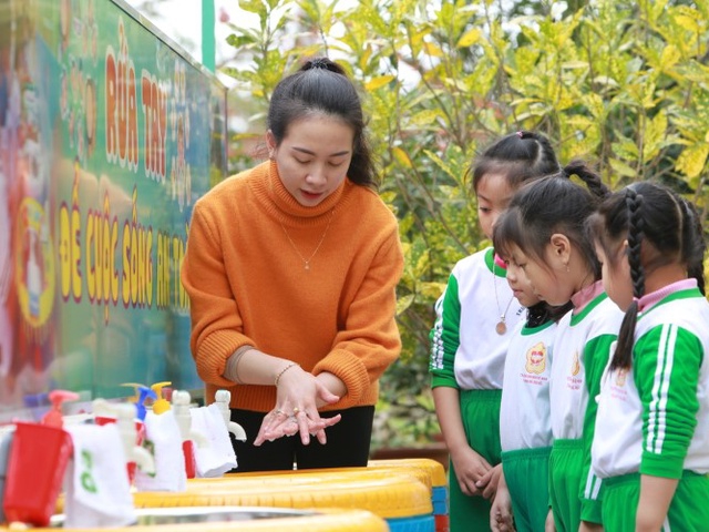Trường học vùng biên Quảng Bình tăng cường phòng dịch