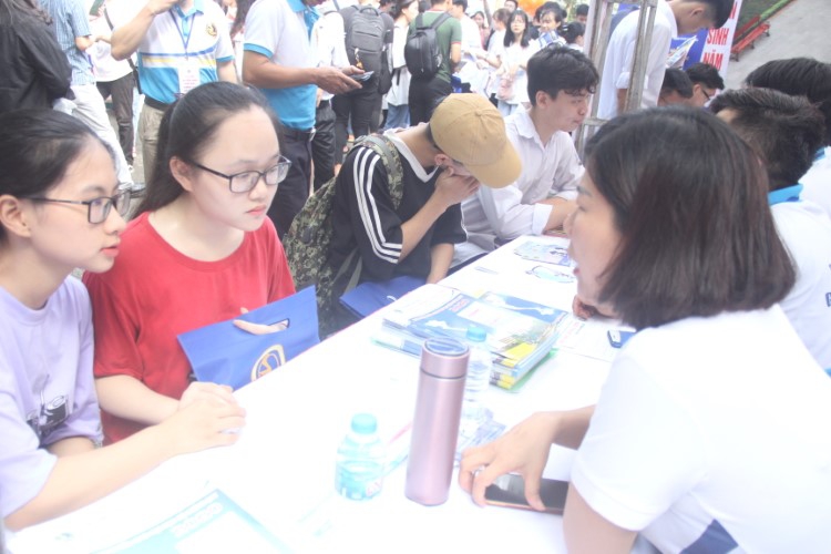 Liên kết trong tuyển sinh: Đôi bên cùng lợi - Ảnh minh hoạ 2