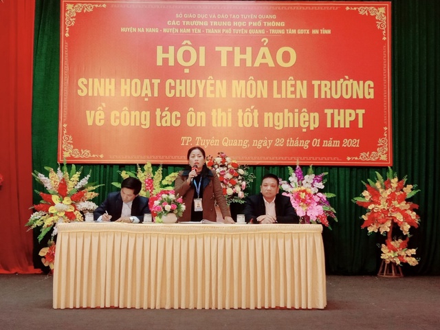 Tuyên Quang: Hội thảo chuyên môn liên trường về công tác ôn thi tốt nghiệp THPT