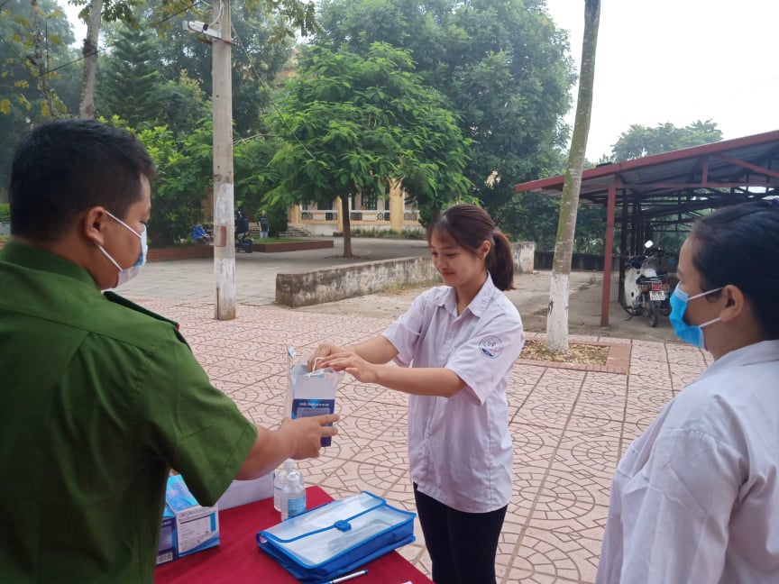 Bắc Giang: Kích hoạt học trực tuyến ở Lục Nam và Yên Dũng - Ảnh minh hoạ 2