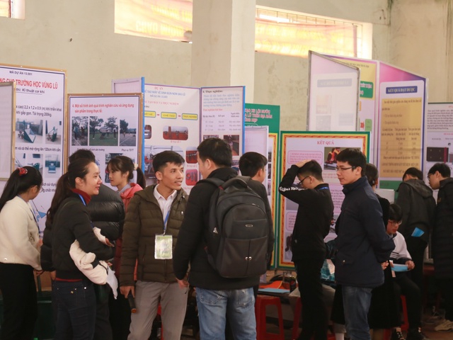 Quảng Bình: Khai mạc cuộc thi KHKT dành cho học sinh trung học
