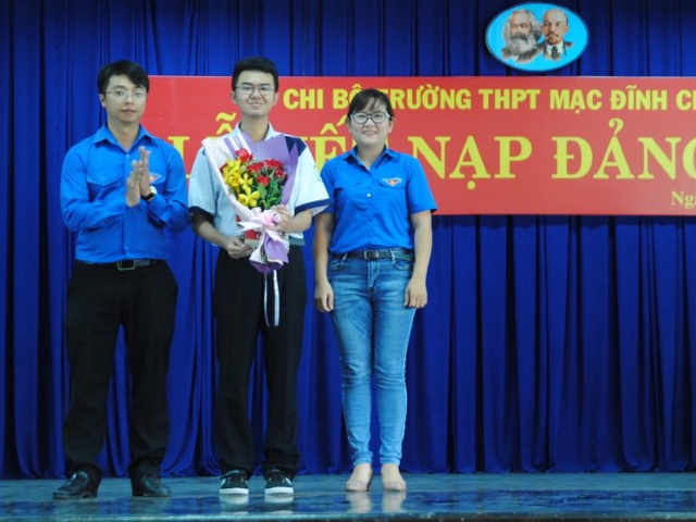 TPHCM: Chú trọng phát triển Đảng trong học sinh