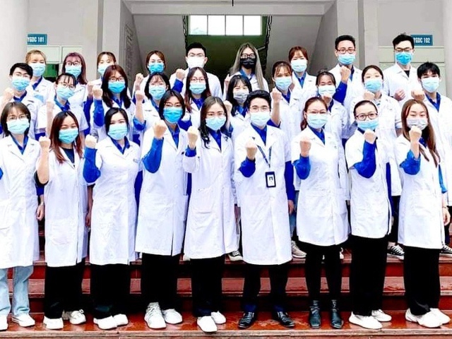 Thái Nguyên: Sinh viên ngành y xung kích phòng, chống dịch