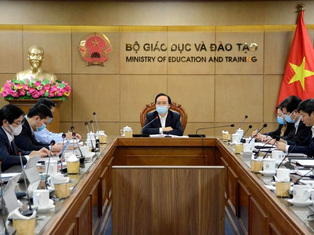 Bộ trưởng Phùng Xuân Nhạ: Kích hoạt dạy học trực tuyến, bảo đảm chất lượng