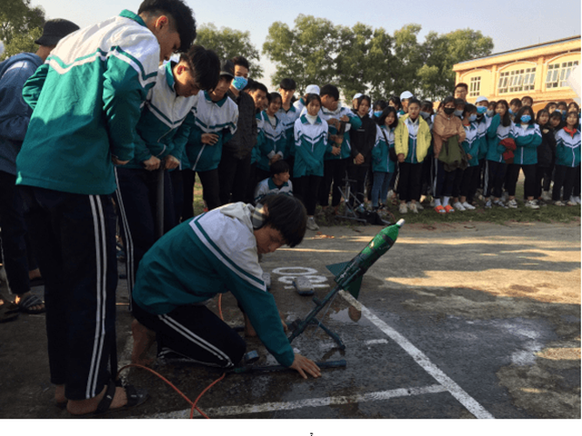 Hào hứng cuộc thi “chế tạo tên lửa – chinh phục không gian”