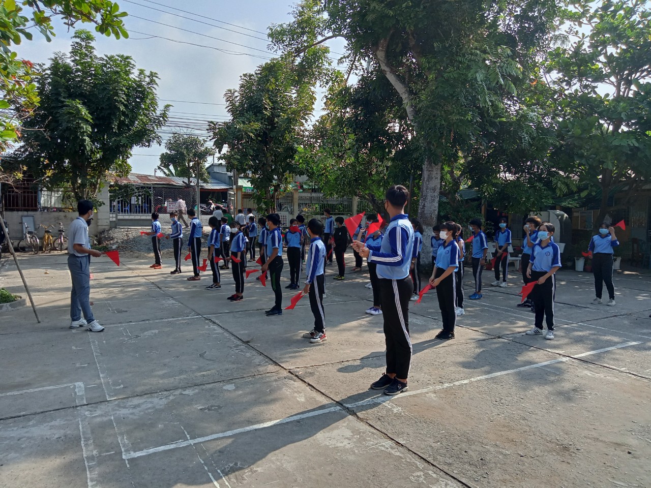 Đồng bằng sông Cửu Long: Siết chặt phòng dịch ngày đầu tiên trở lại trường - Ảnh minh hoạ 4