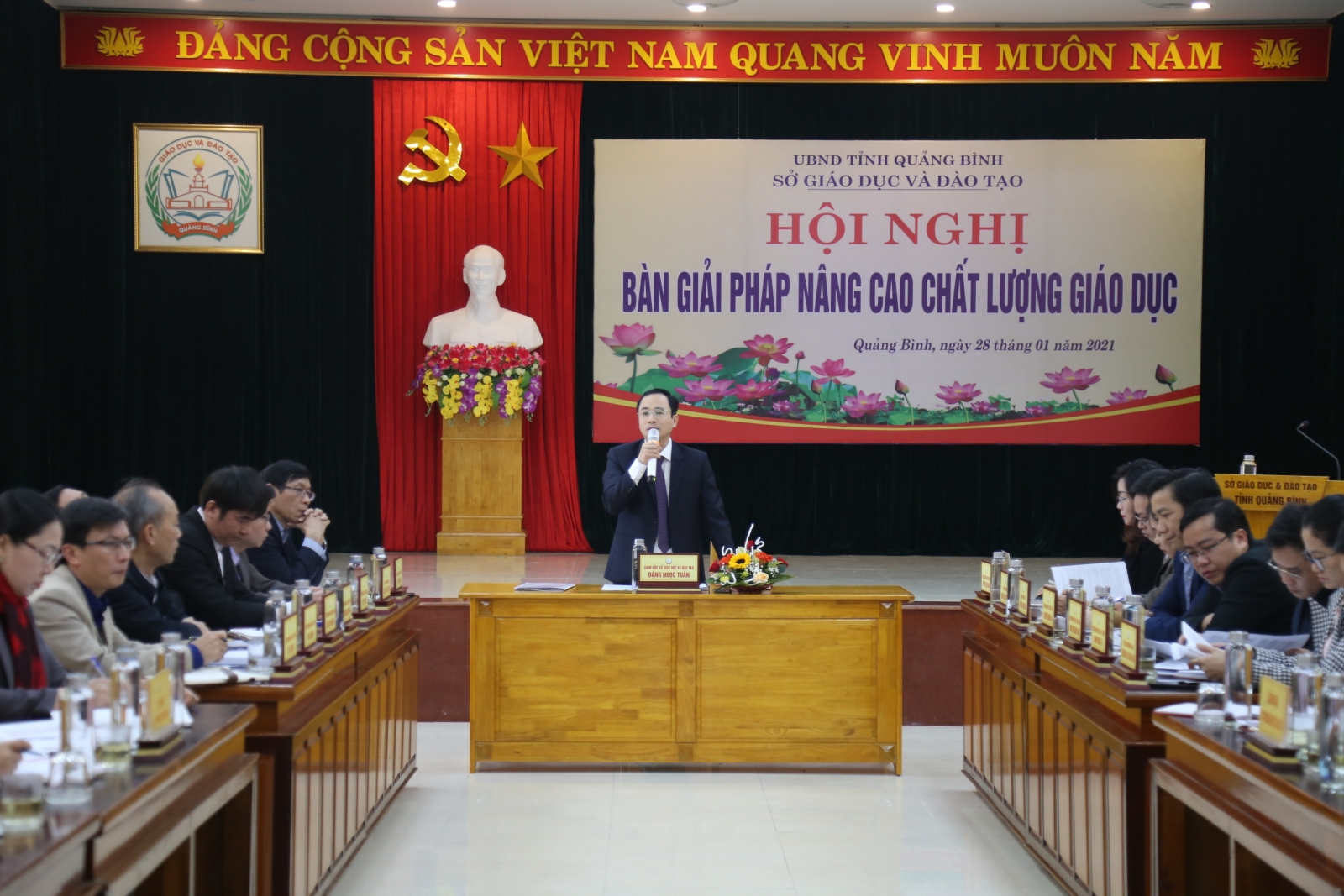 Ngành GD Quảng Bình vượt khó khăn lũ lụt, nâng cao chất lượng dạy học - Ảnh minh hoạ 3