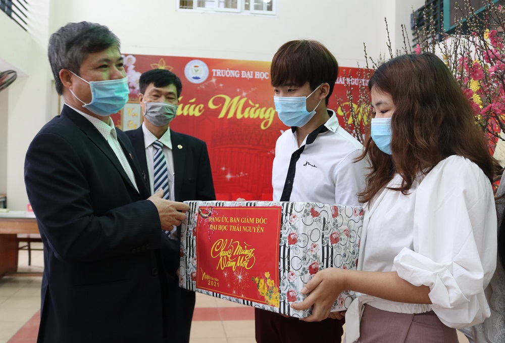 ĐH Thái Nguyên: Sinh viên quốc tế vui đón Tết Việt - Ảnh minh hoạ 2