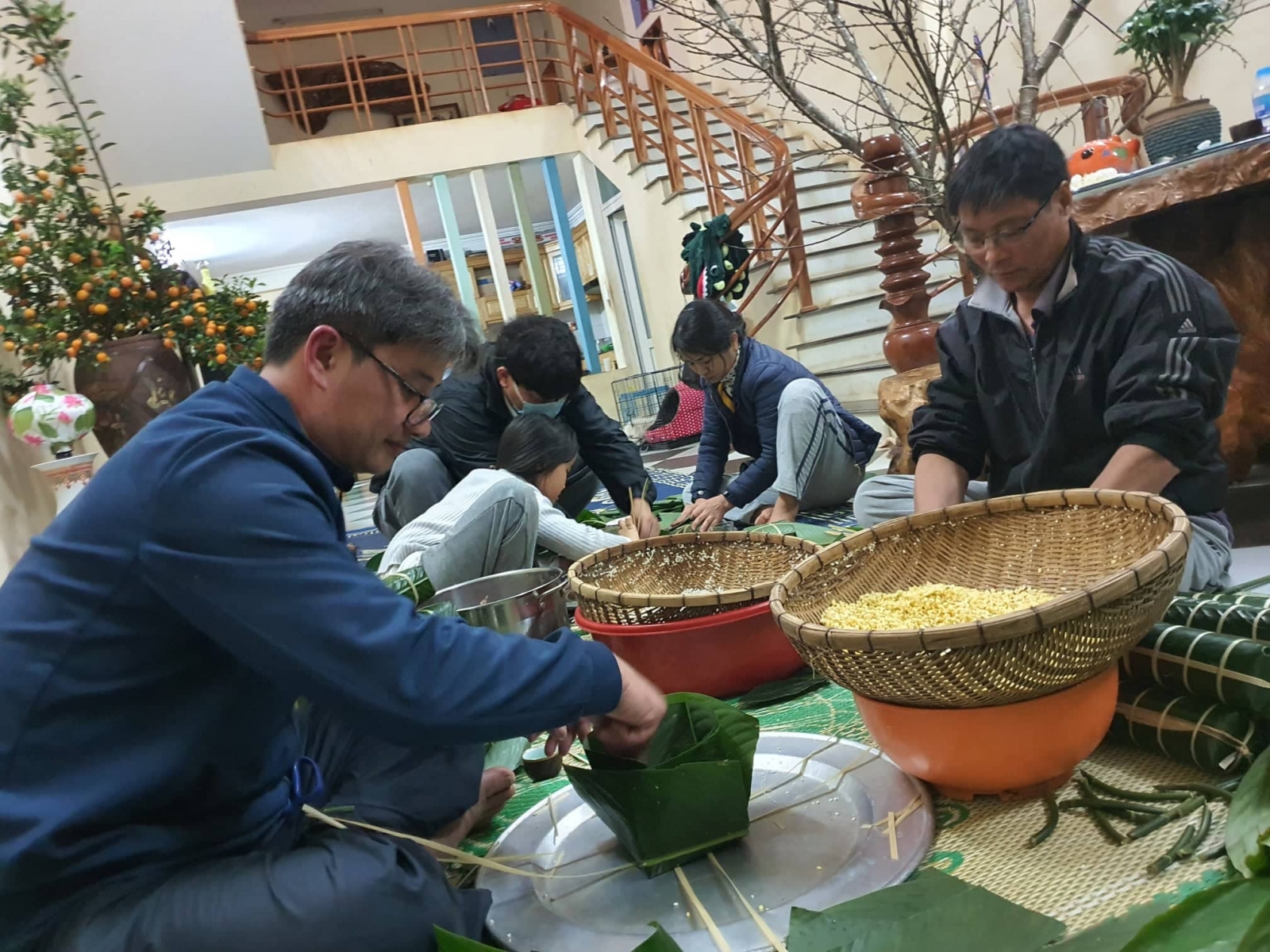 Lưu học sinh ở lại ăn Tết: Cơ hội hiểu thêm nét đẹp văn hóa Việt - Ảnh minh hoạ 2