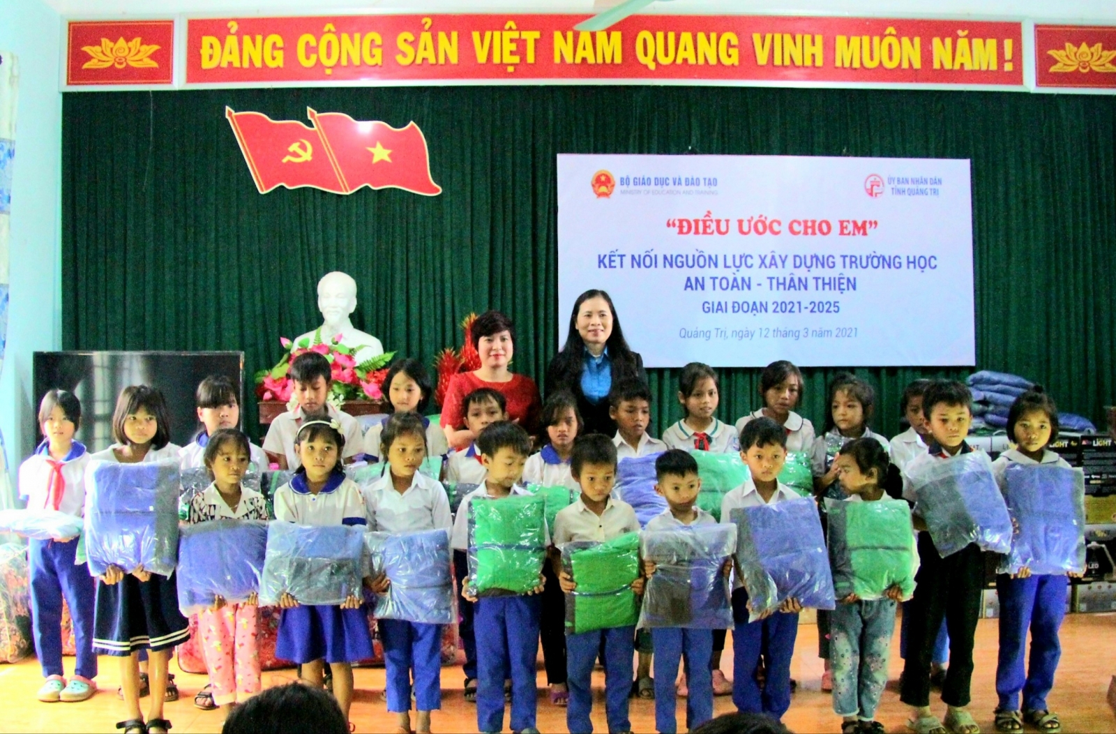 “Điều ước cho em” thắp sáng tương lai học sinh nghèo tỉnh Quảng Trị - Ảnh minh hoạ 4