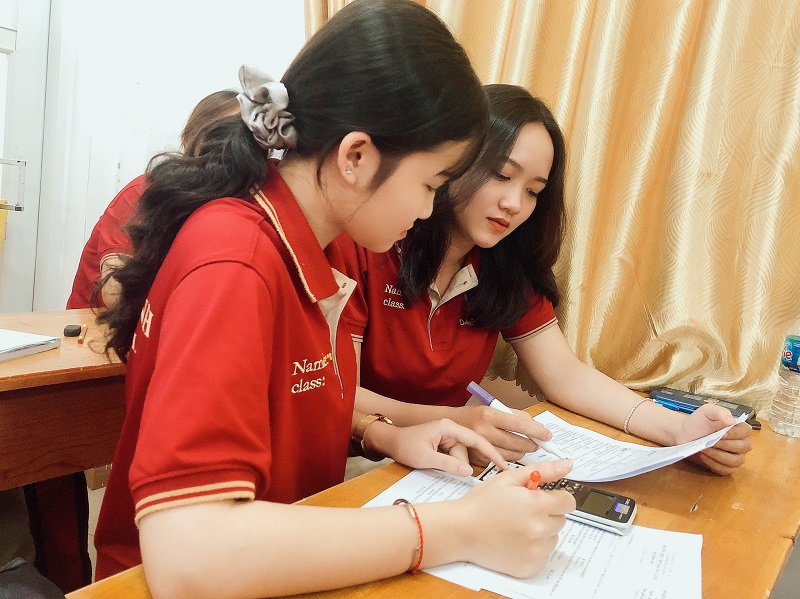 Đăng kí xét tuyển vào Đại học: Phương thức học bạ hút thí sinh