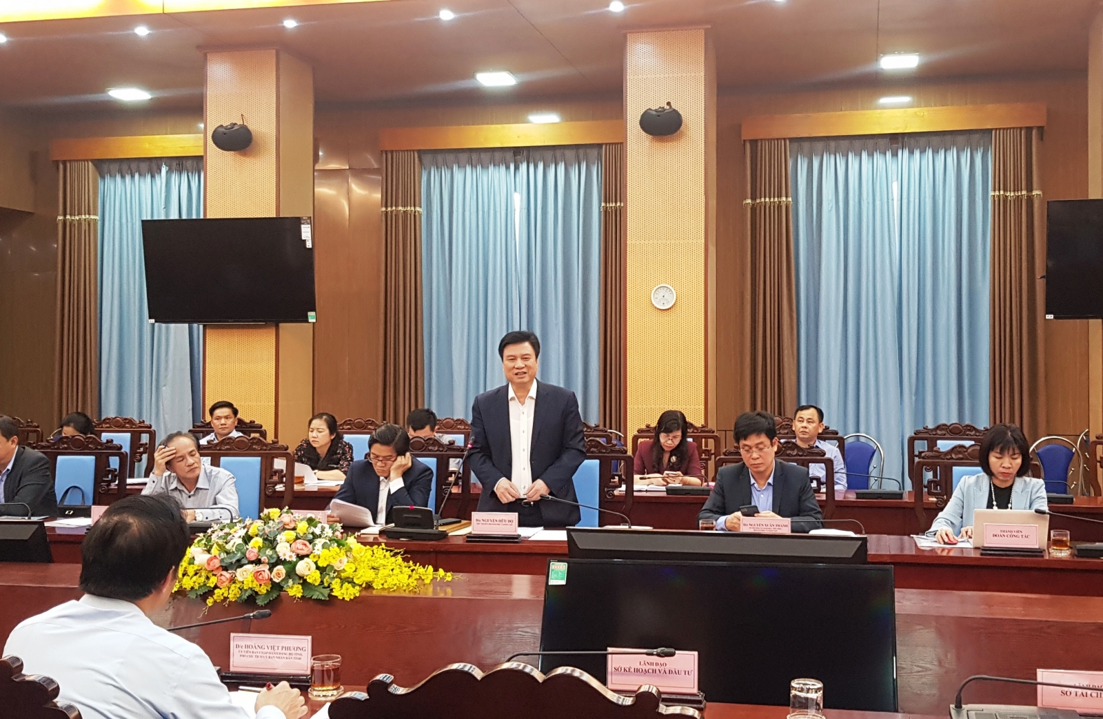 Thứ trưởng Nguyễn Hữu Độ dự giờ, triển khai chương trình phổ thông mới ở Tuyên Quang