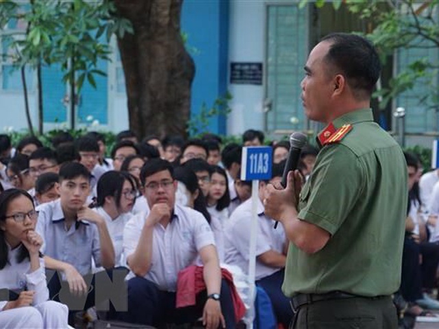 Hà Nội: Nhóm nữ sinh trường Sen Phương đánh bạn bị tạm dừng học từ 6-12 ngày