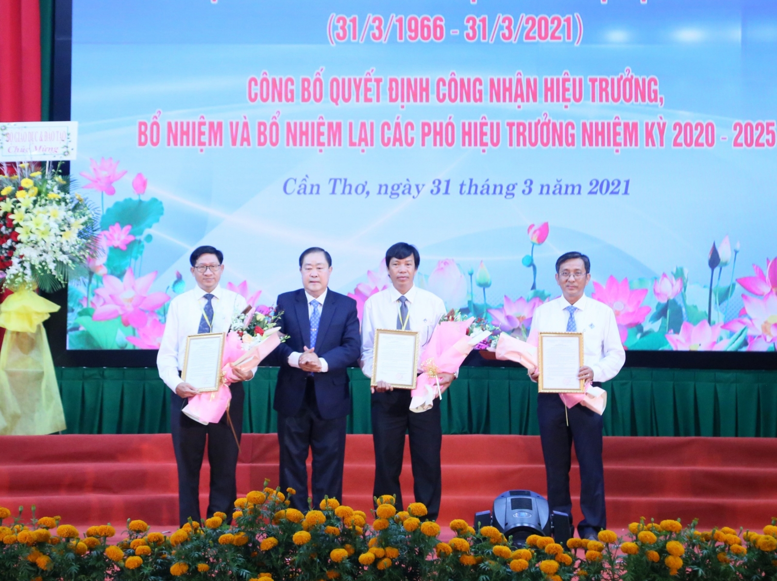 Trường ĐH Cần Thơ nỗ lực trở thành trung tâm đào tạo, NCKH phía Nam và cả nước - Ảnh minh hoạ 3