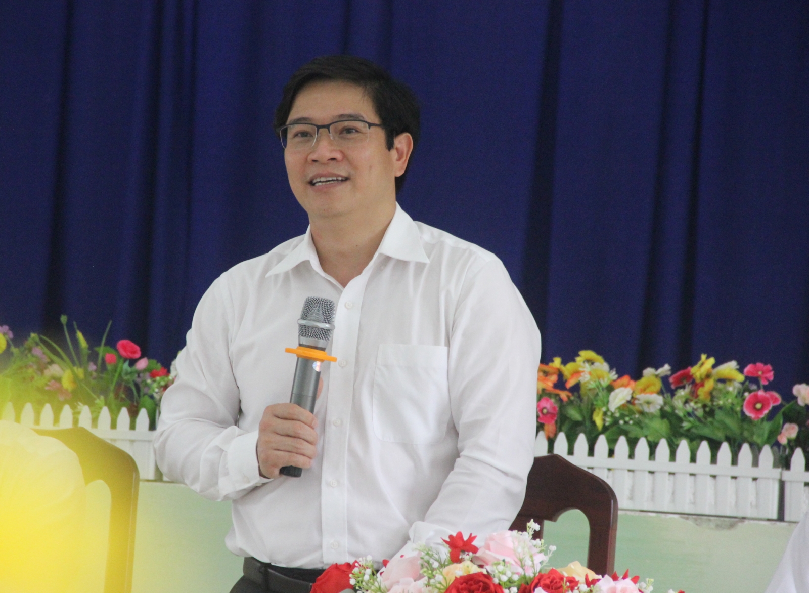 Thứ trưởng Nguyễn Hữu Độ khảo sát thực hiện chương trình GDPT 2018 tại TPHCM - Ảnh minh hoạ 6