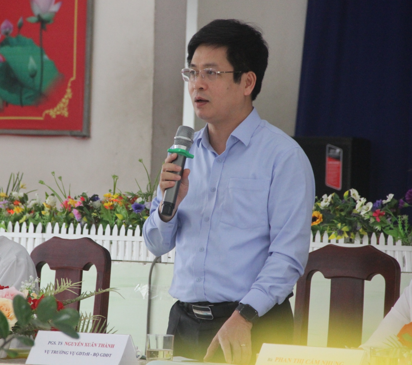 Thứ trưởng Nguyễn Hữu Độ khảo sát thực hiện chương trình GDPT 2018 tại TPHCM - Ảnh minh hoạ 5