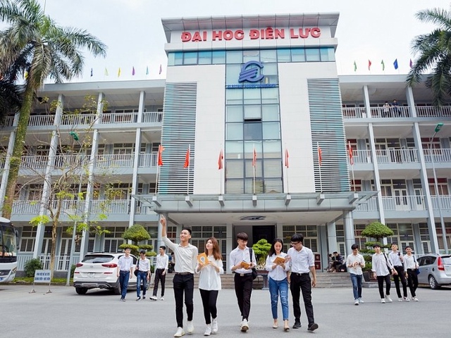 Học viên, sinh viên trường Đại học Điện lực trở lại trường học tập từ 15/3