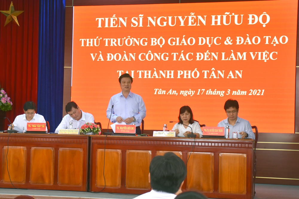 Thứ trưởng Nguyễn Hữu Độ thị sát thực hiện CTGDPT mới tại Long An - Ảnh minh hoạ 2