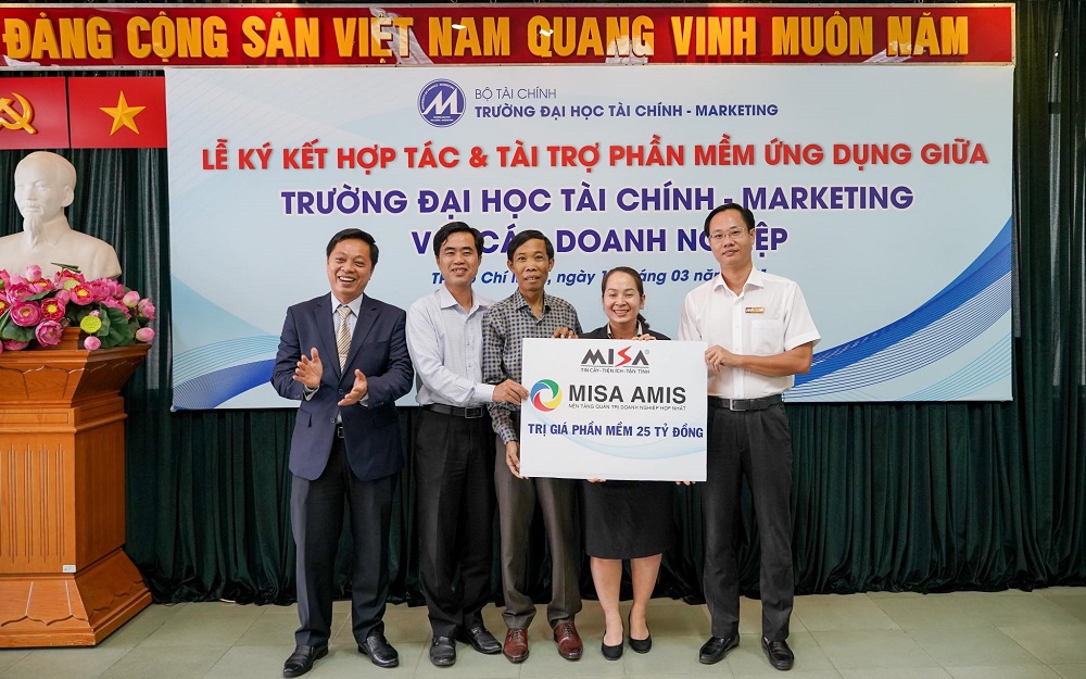 UFM tiếp nhận nhiều ứng dụng phần mềm hỗ trợ việc học cho sinh viên - Ảnh minh hoạ 2