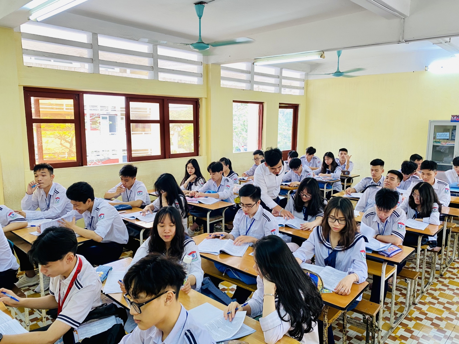 Trường tư đa dạng phương pháp ôn luyện thi tốt nghiệp trung học phổ thông - Ảnh minh hoạ 2